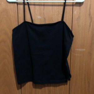 Black cropped tank